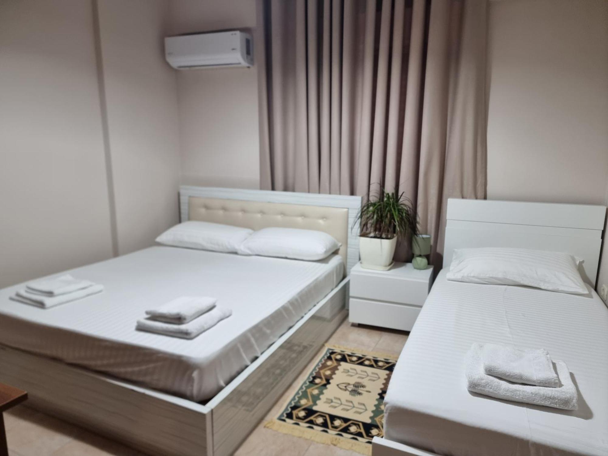 Kc Apartment 培拉特 外观 照片