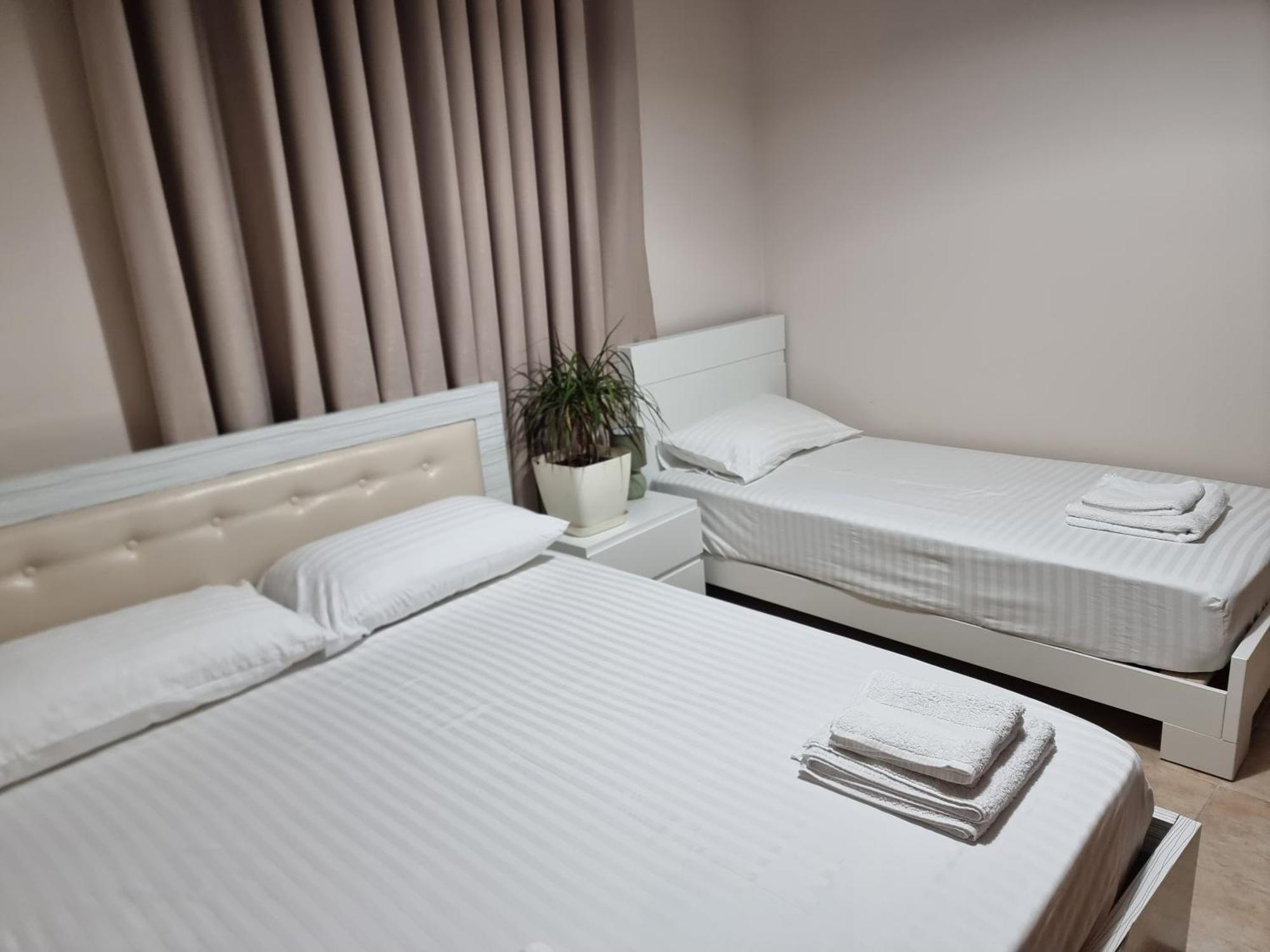 Kc Apartment 培拉特 外观 照片