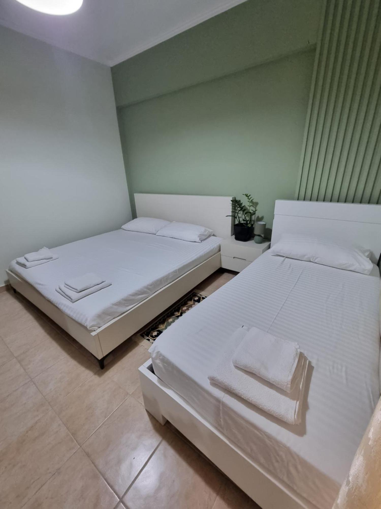 Kc Apartment 培拉特 外观 照片