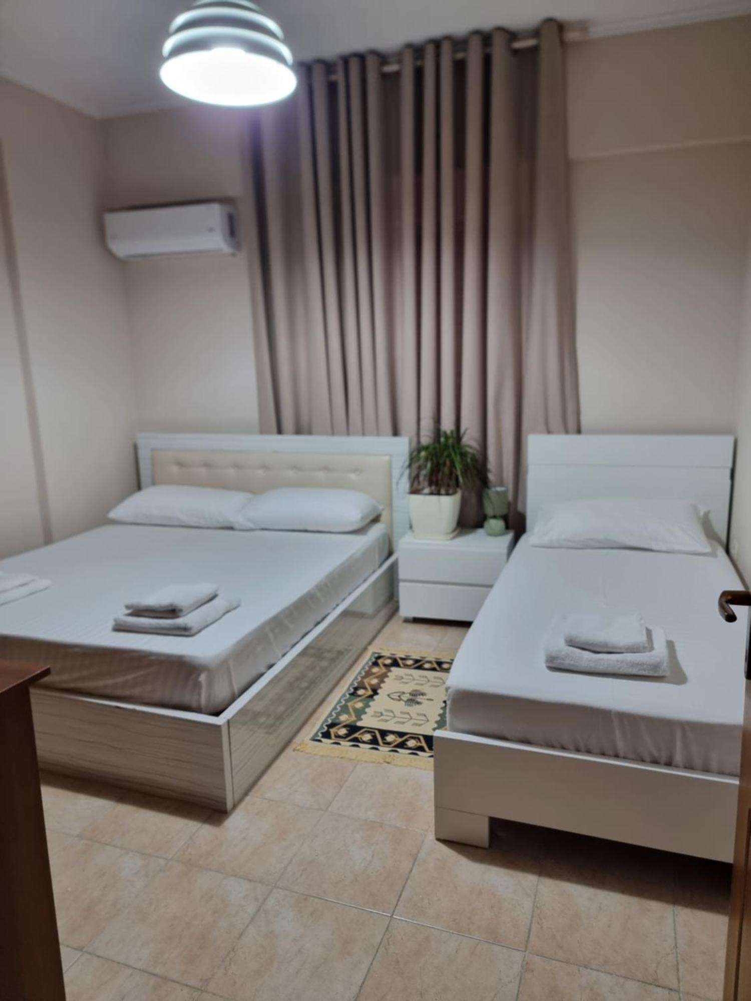 Kc Apartment 培拉特 外观 照片