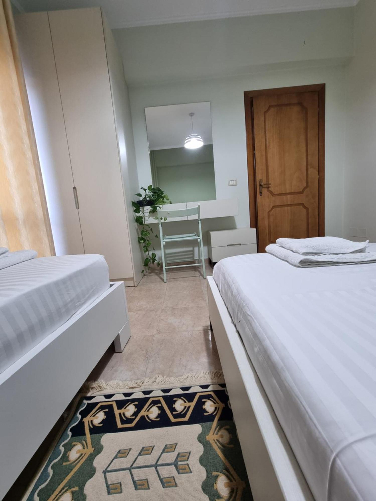 Kc Apartment 培拉特 外观 照片