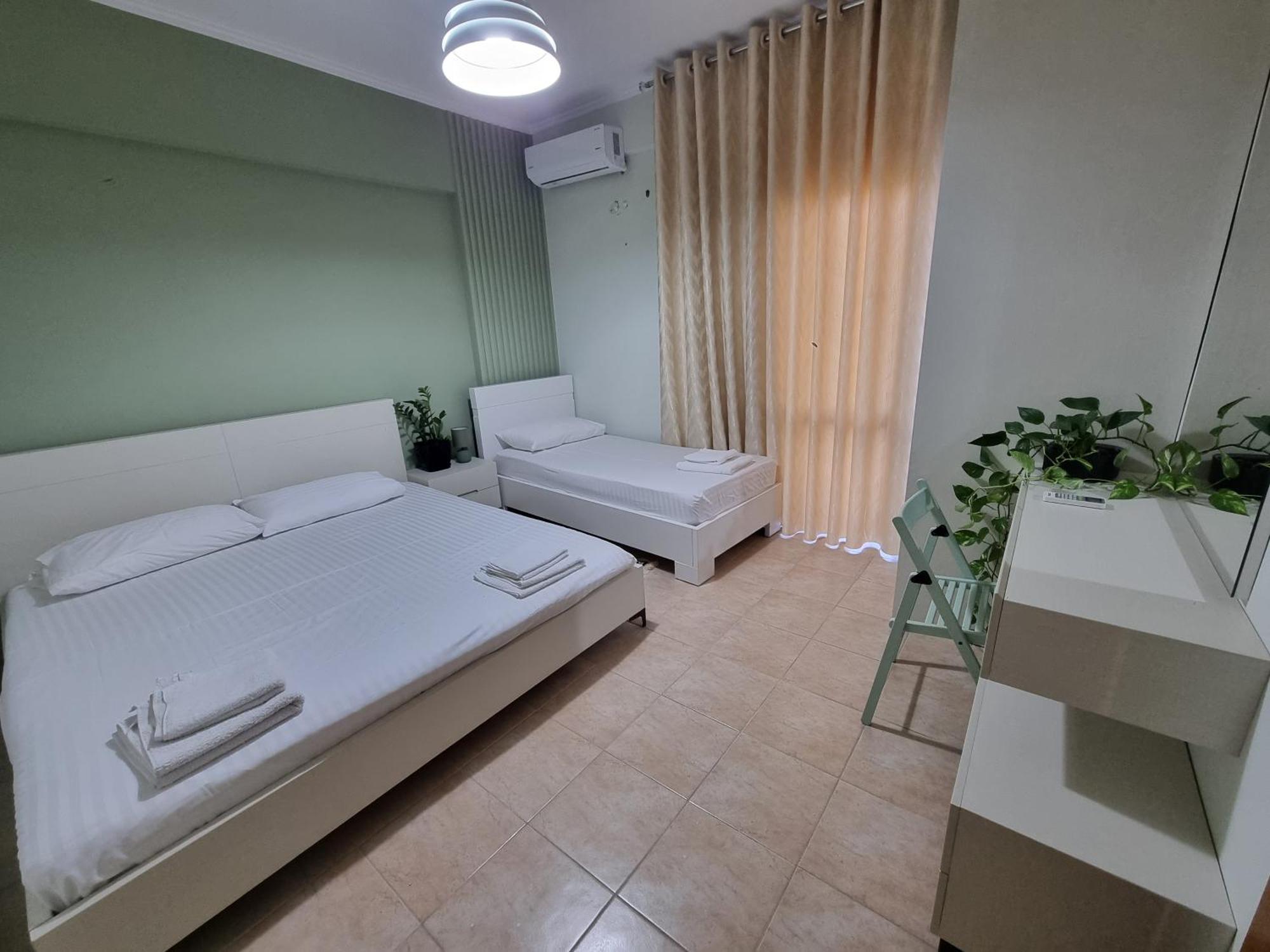 Kc Apartment 培拉特 外观 照片